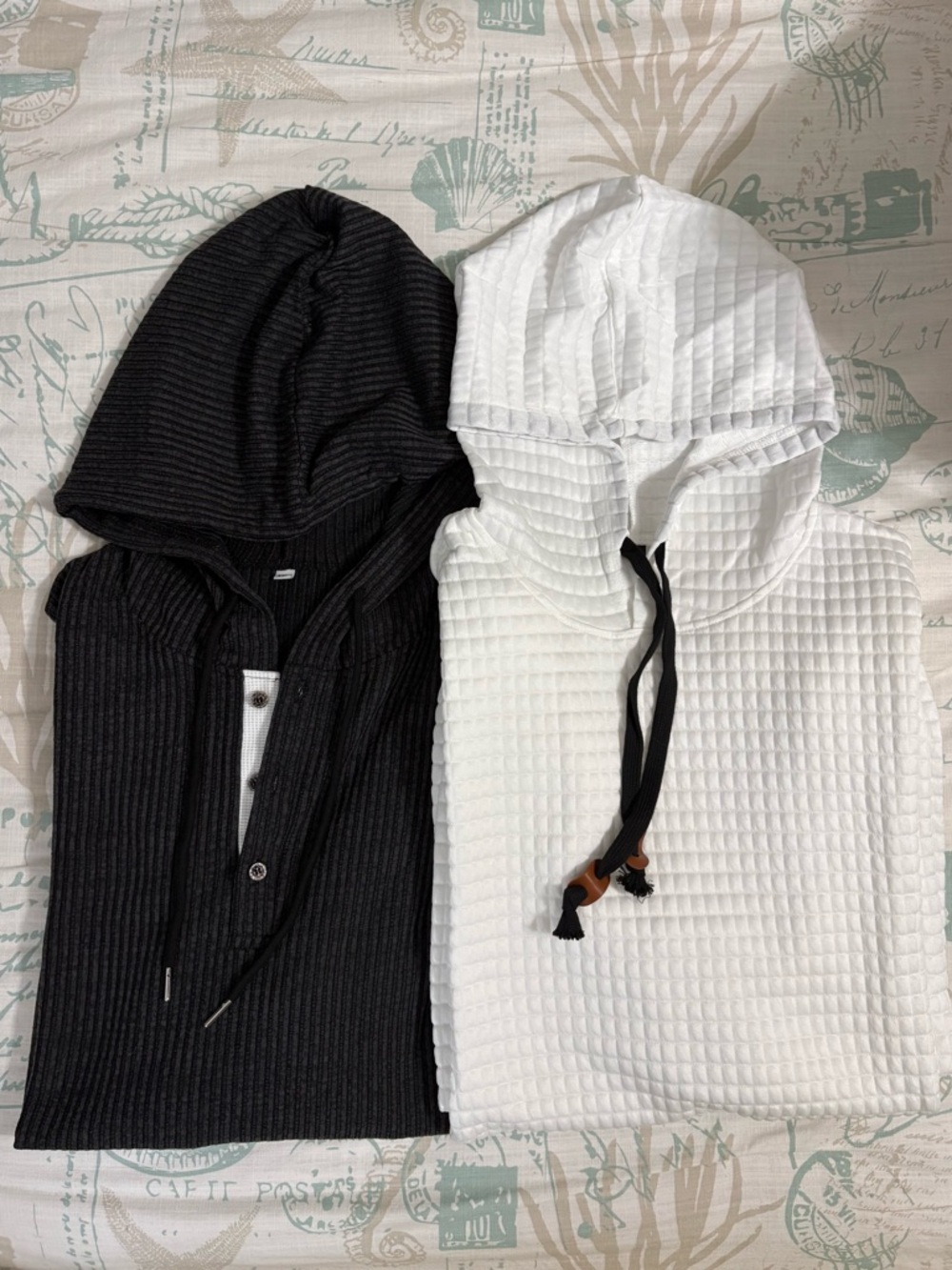 SHEIN Men's Waffle-Knit Hooded Pullover Duo - Black & White